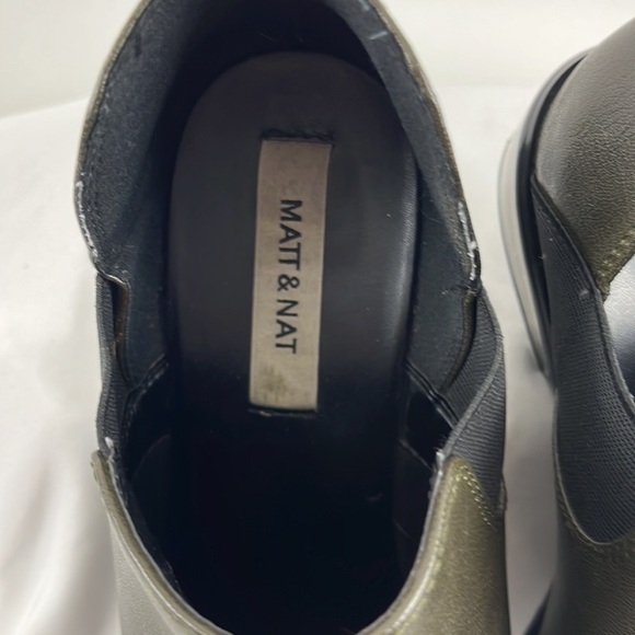 Matt & Nat Vegan Green Pull-On Booties - Picture 3 of 8